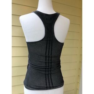 Rare Adidas wicking racer back workout tank fitted